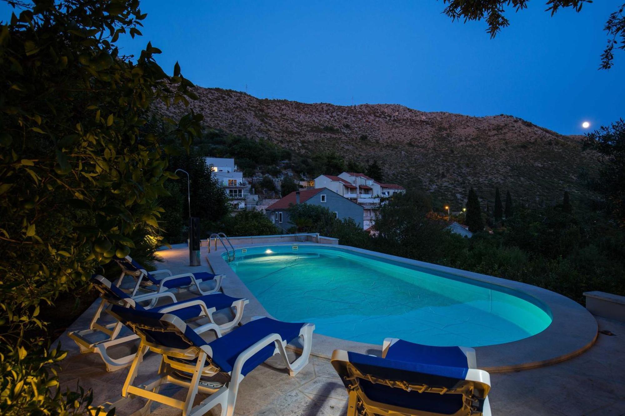 Apartments Rea Zaton زاتون الغرفة الصورة